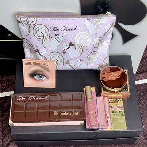 SOLD 🆕Too Faced 💖chocolate bar palette kit- NEW